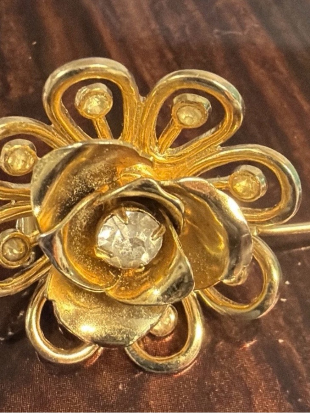 Vintage 1950’S Coro Flower Brooch Pin Gold Toned w/Rhinestones 1” Estate Jewelry